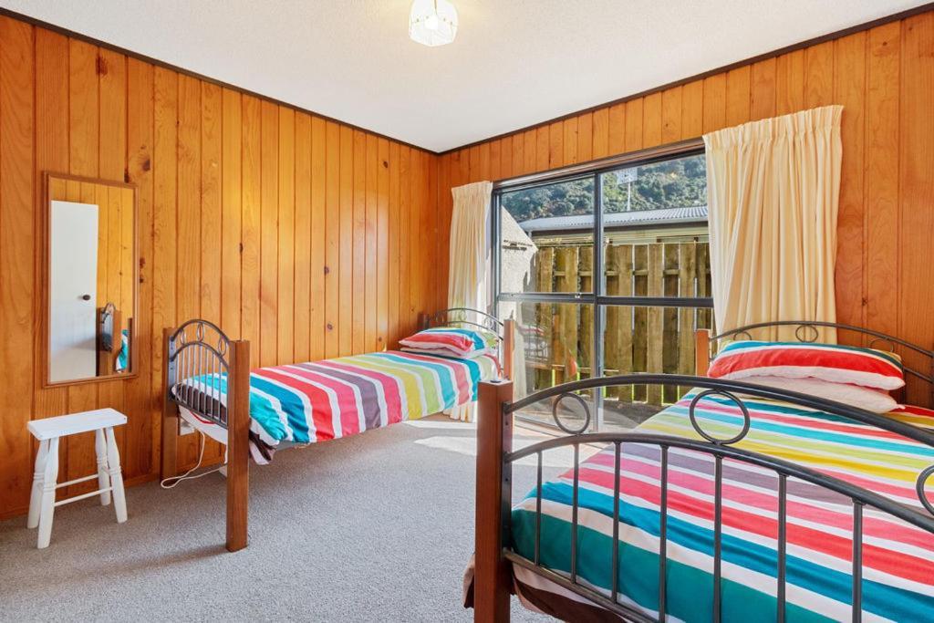 Downtown Mountview - Mt Maunganui Holiday Home Mount Maunganui Luaran gambar