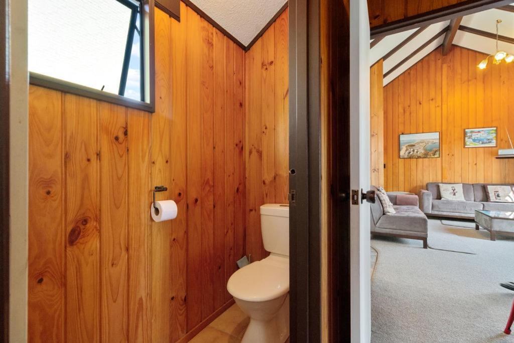 Downtown Mountview - Mt Maunganui Holiday Home Mount Maunganui Luaran gambar